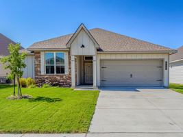 featured image of 927 James Parker Cir