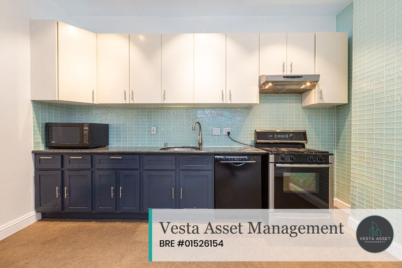 2388 Bryant St - Photo 4 of 24