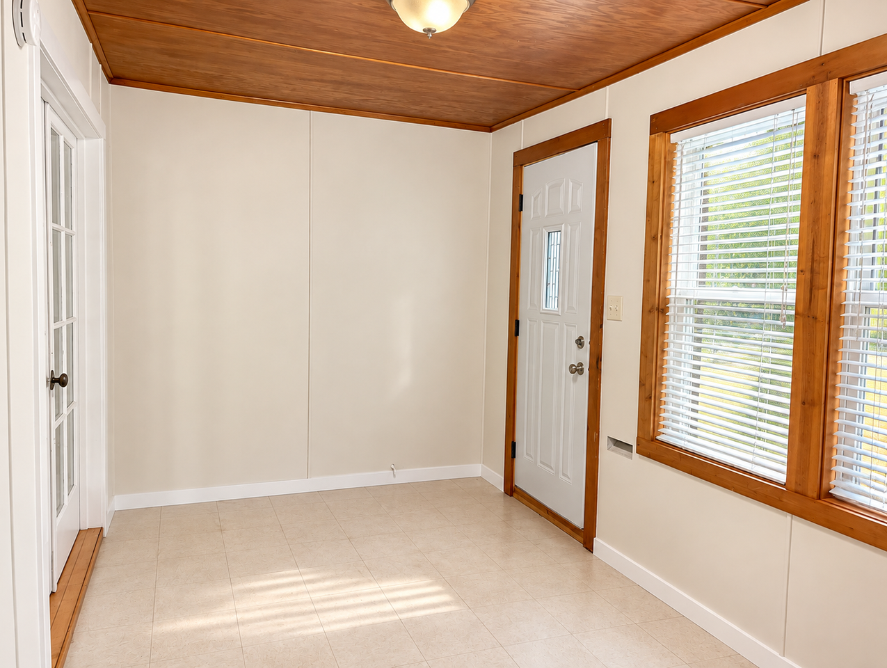 1521 Minnesota Ave Nw - Photo 2 of 23