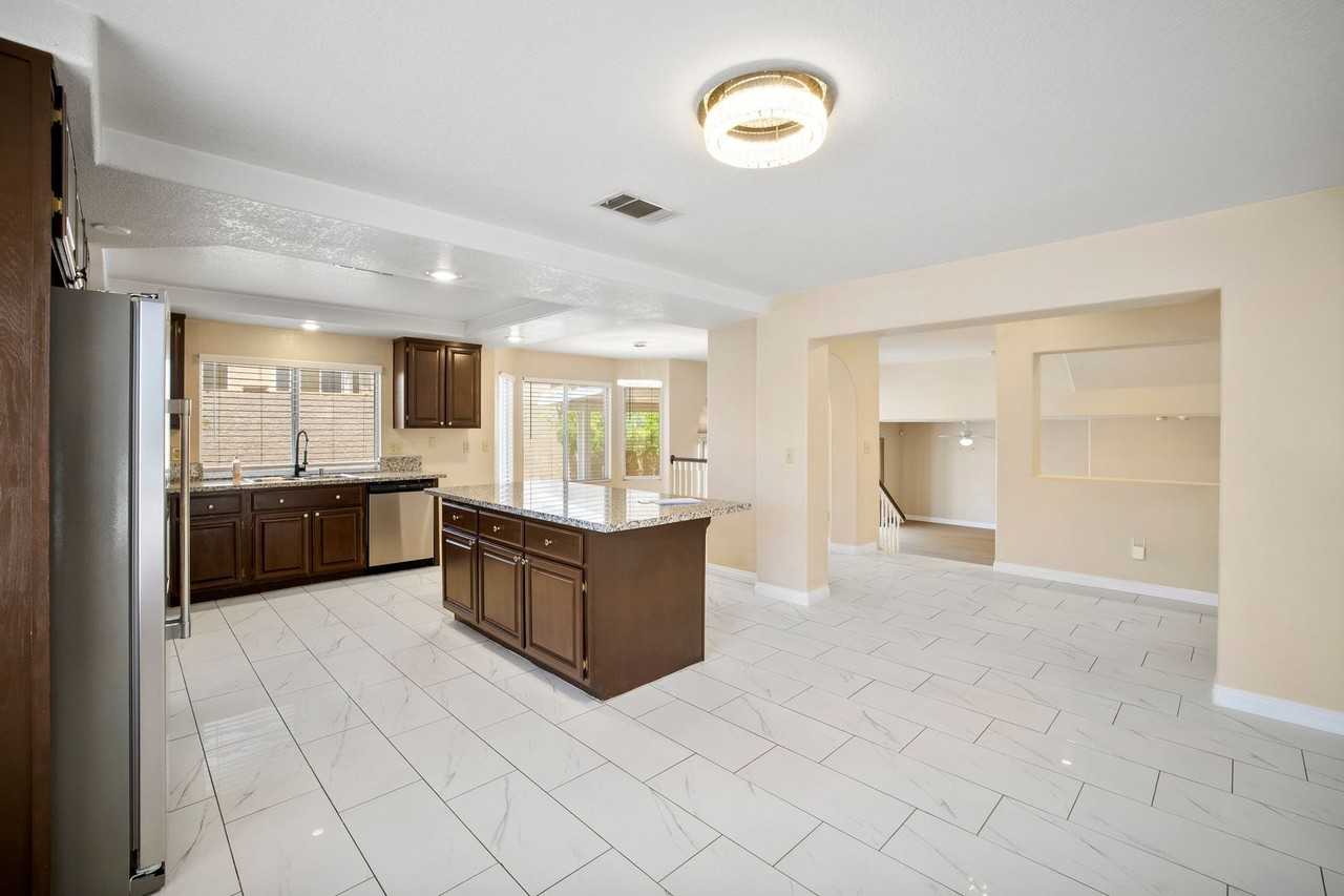 3775 Emerald Bay Cir - Photo 7 of 12