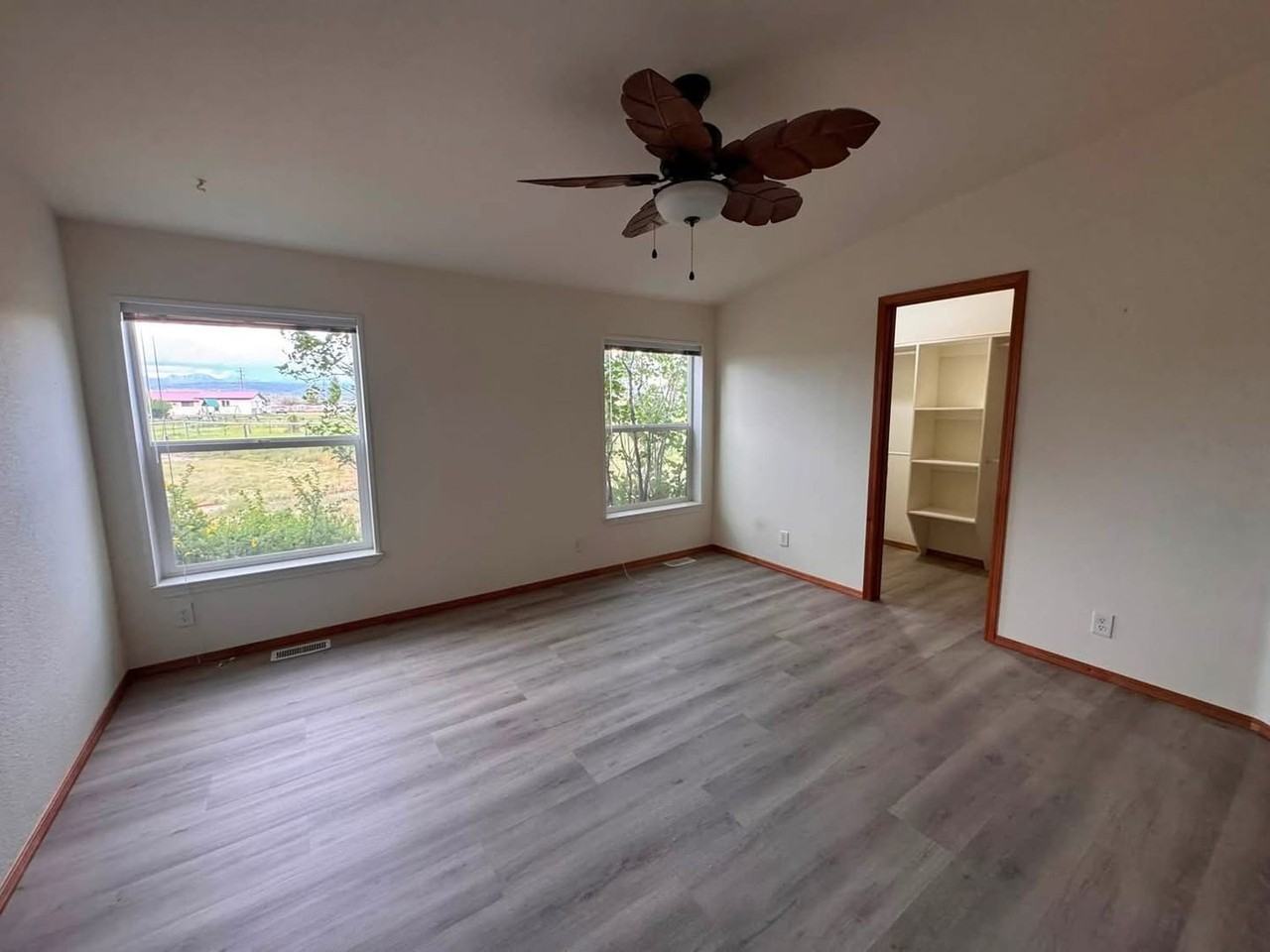 31 Bloom Ln - Photo 4 of 9