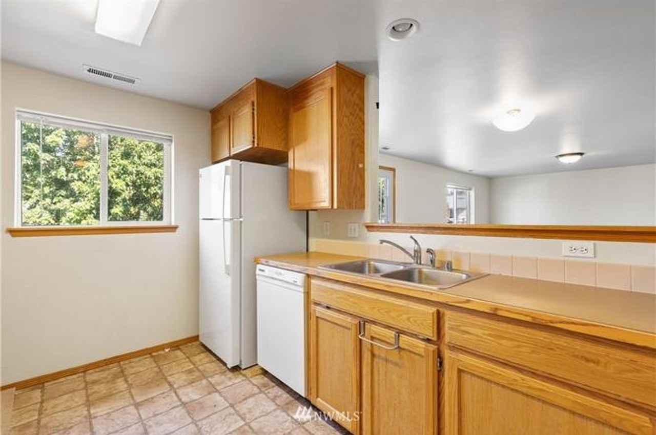 107 E King Pl - Photo 5 of 14