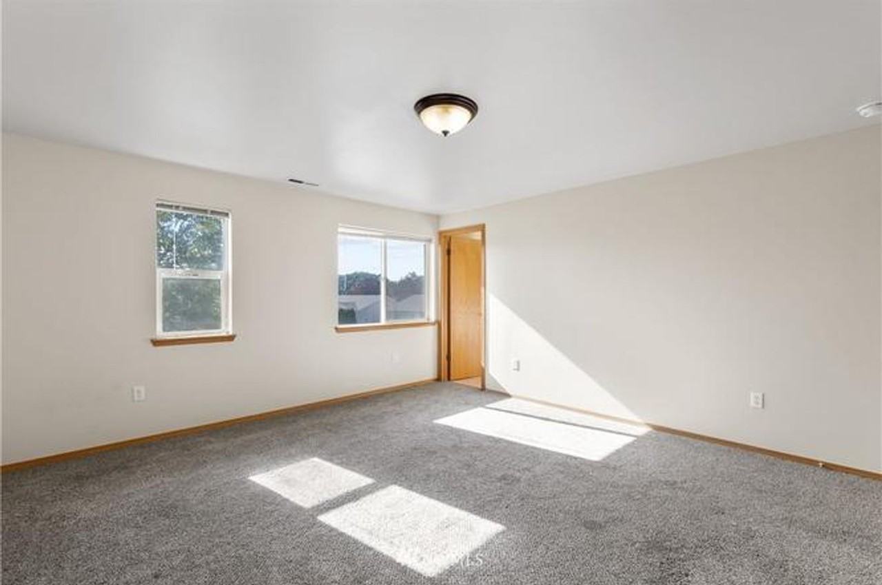 107 E King Pl - Photo 7 of 14
