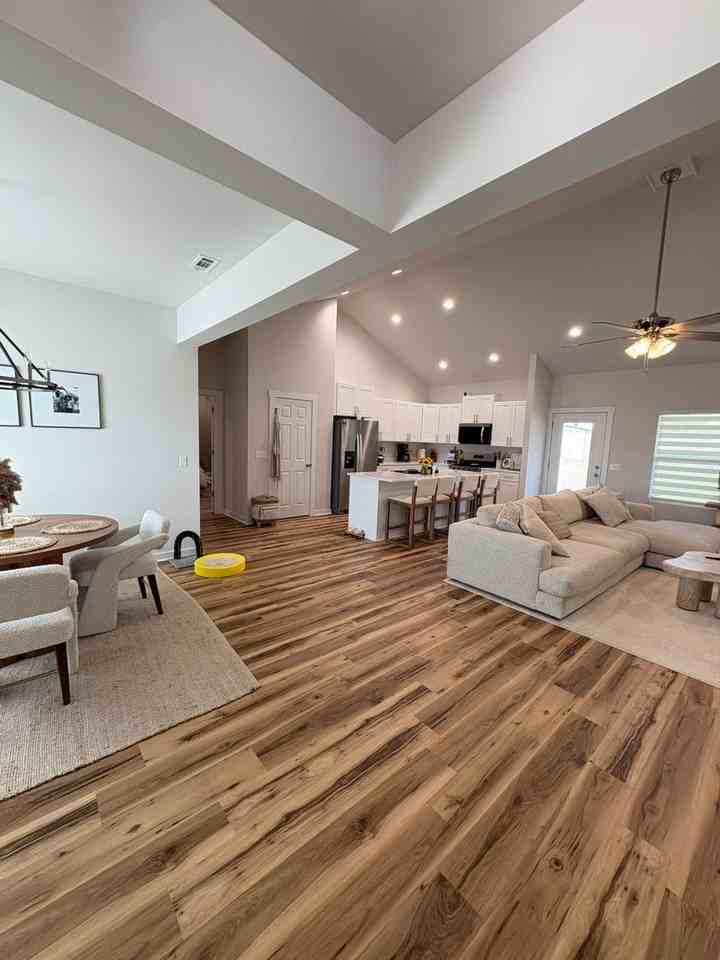 203 Conneway Ct - Photo 4 of 12