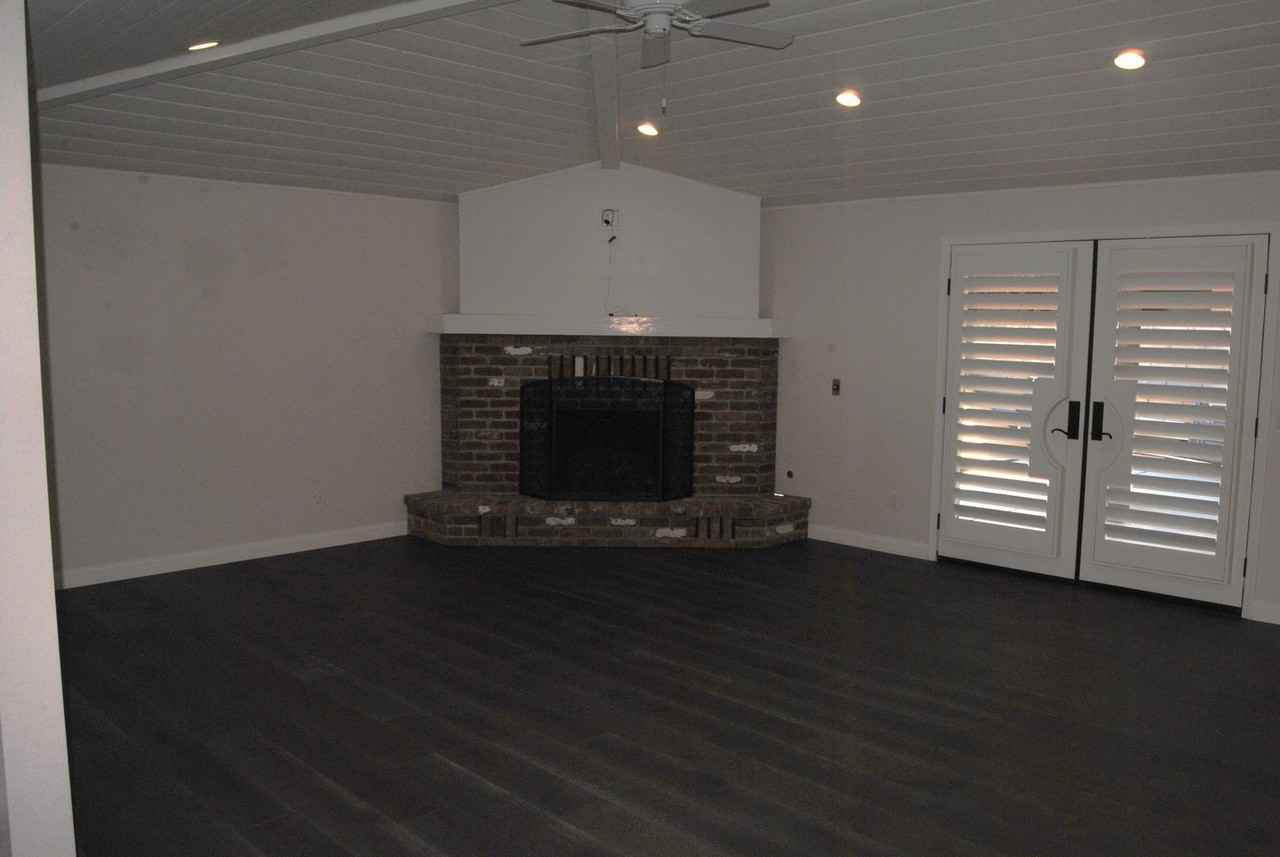 7112 Darrin Ave - Photo 4 of 26