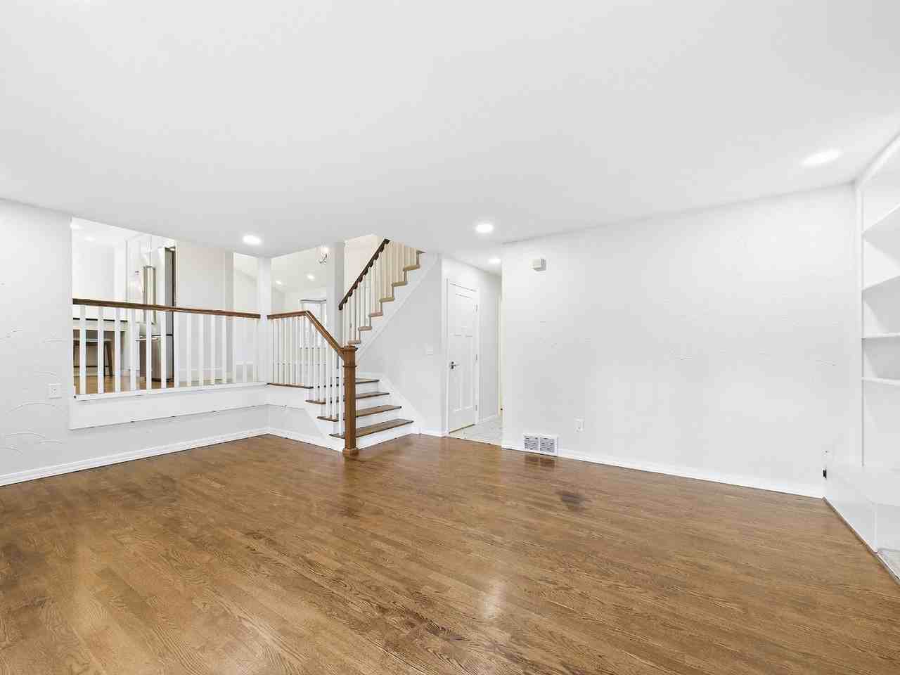 6213 S Galena Way - Photo 3 of 49