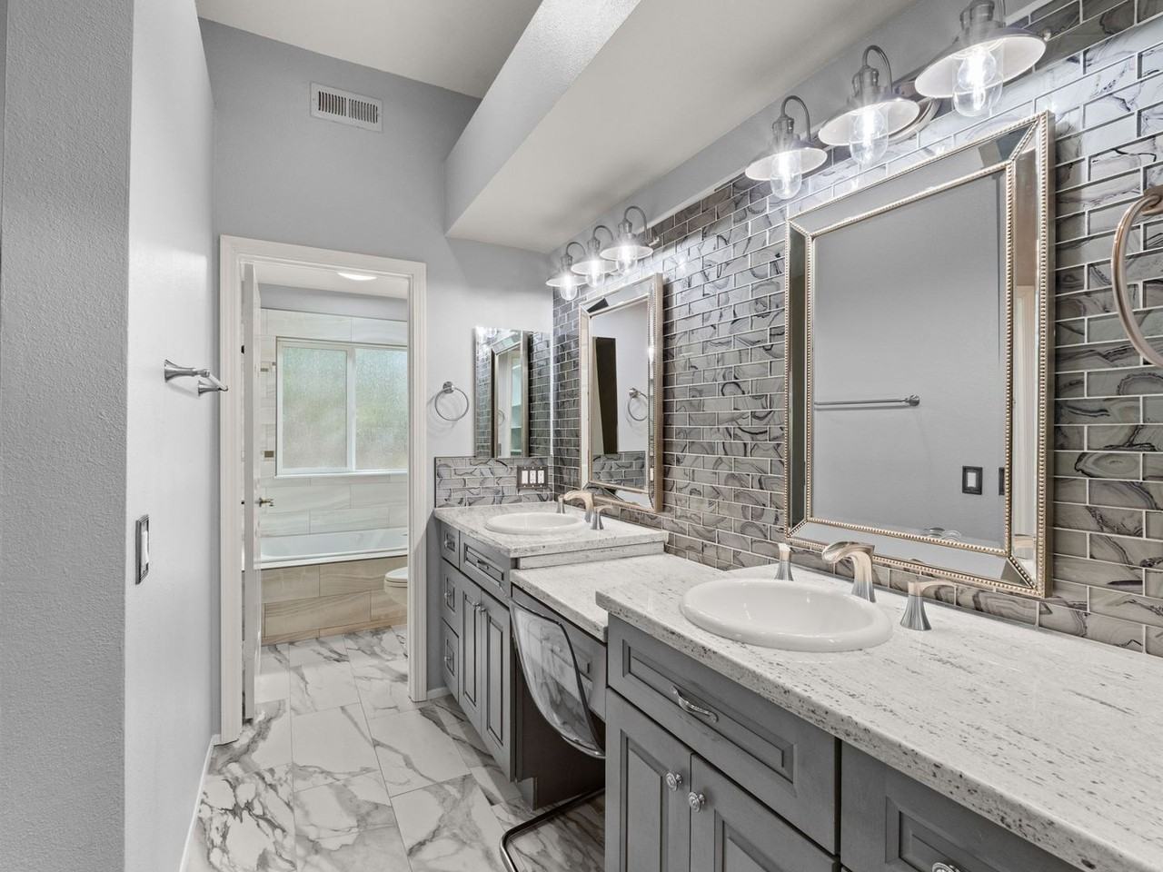 5911 Rio Valle Dr - Photo 6 of 26