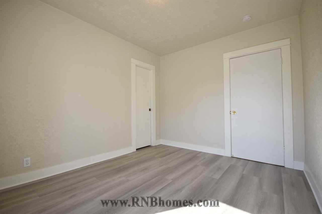 566 B St - Photo 7 of 16