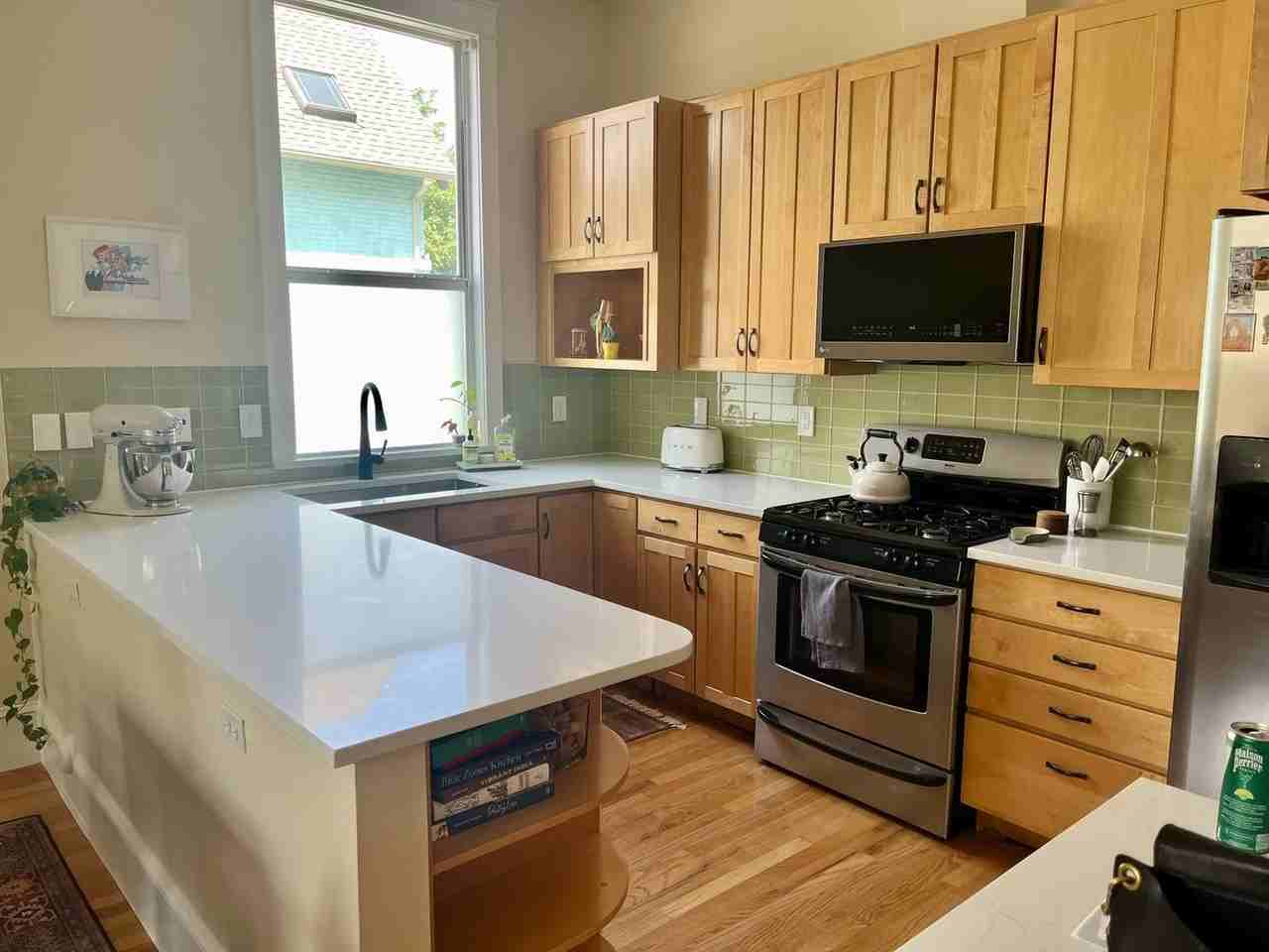 424 E 1st Ave - Photo 6 of 19