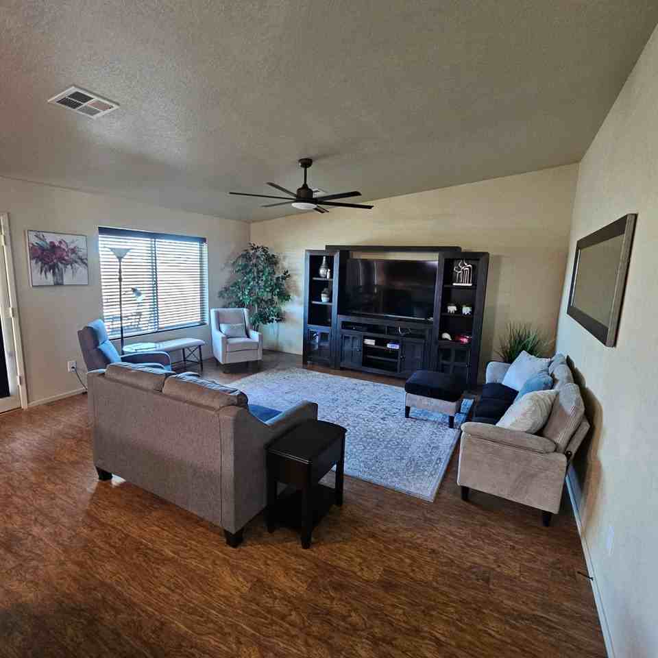 4174 S Sunflower Dr - Photo 2 of 25