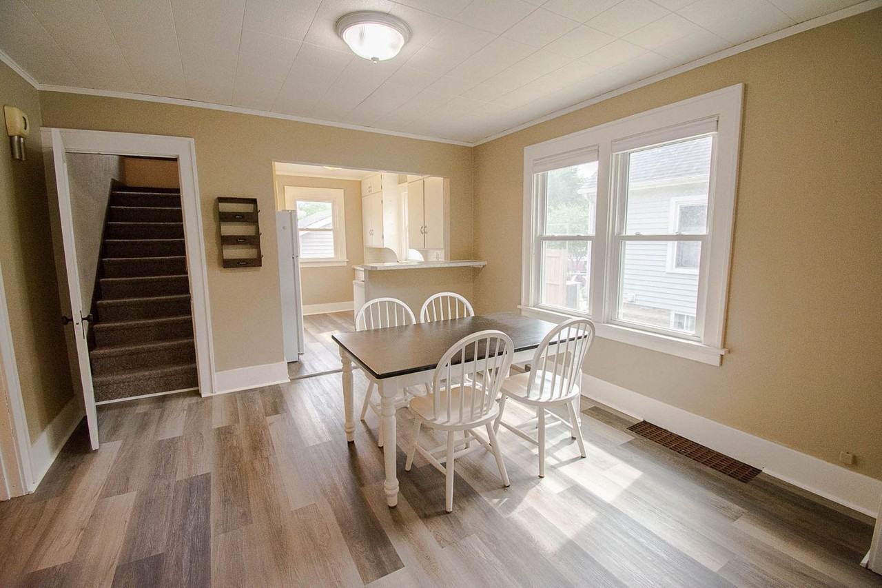 610 Lyndale St - Photo 4 of 24