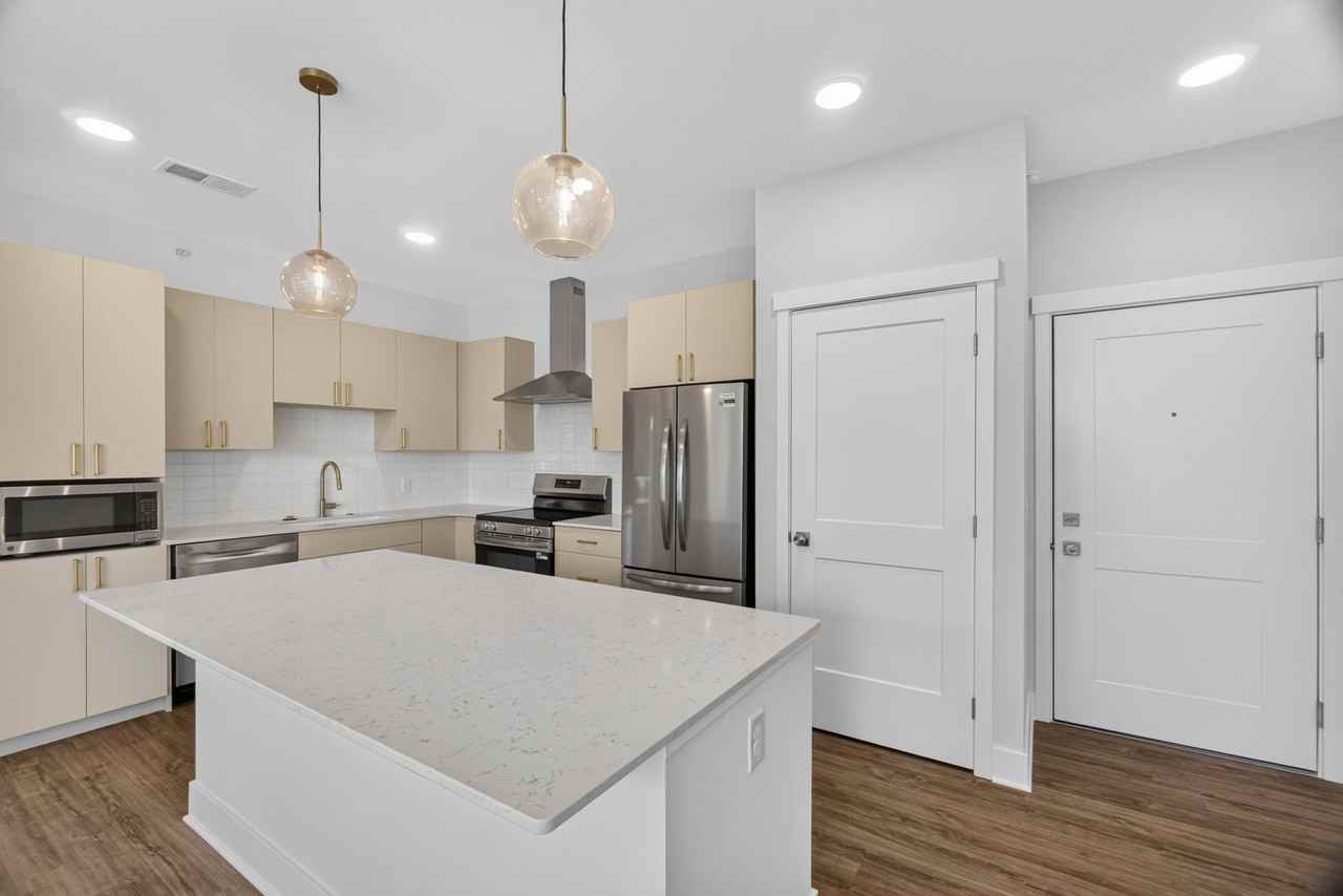 1109 Carver St - Photo 2 of 31
