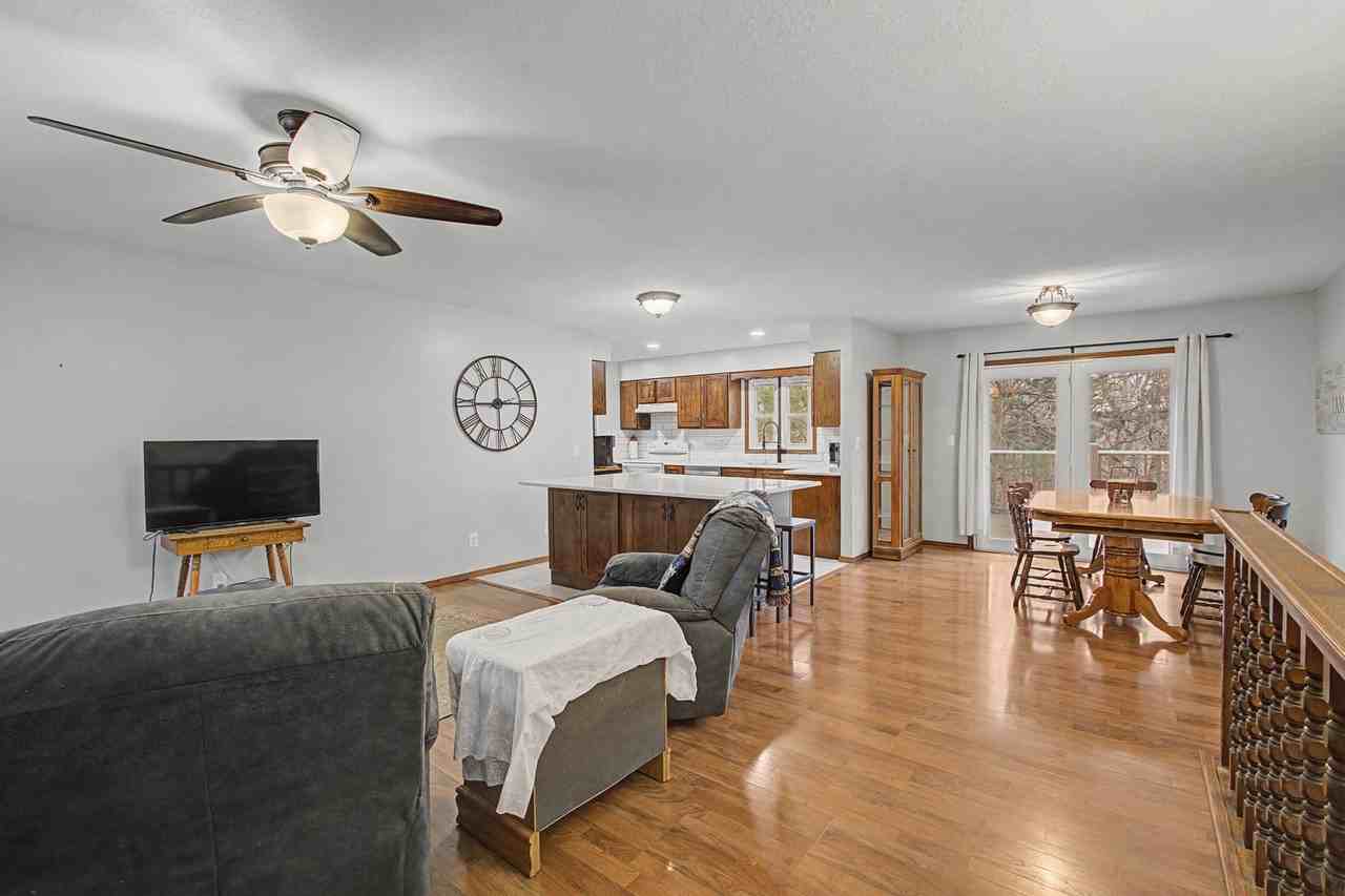 2817 Arbor Dr - Photo 7 of 25
