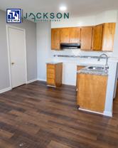 922 Belmont Ave - Photo 1 of 1