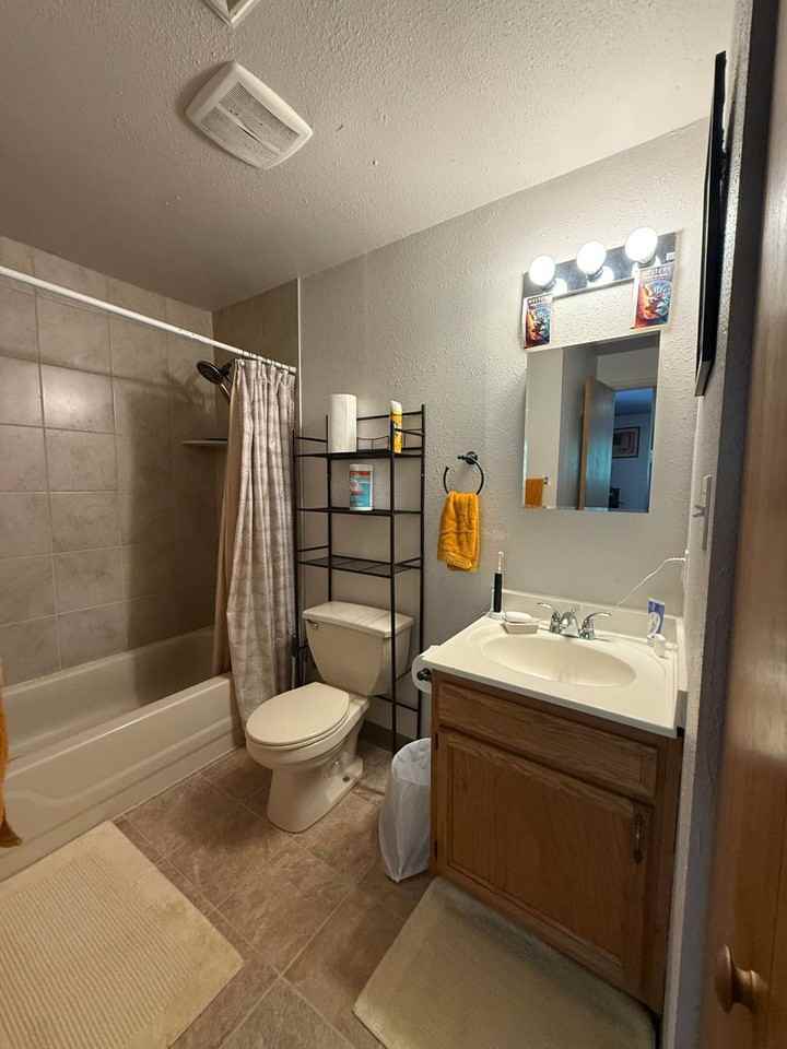 228 Auburn Dr - Photo 4 of 15