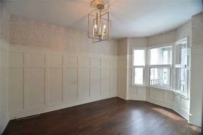 118 Springhurst Avenue #B - Photo 3 of 10
