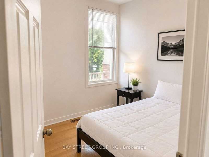 586 Huron Street #Main - Photo 7 of 8