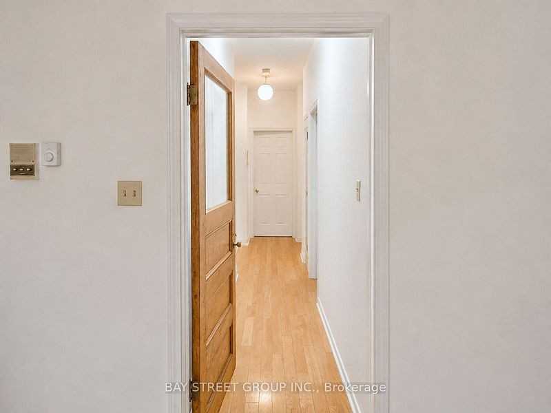 586 Huron Street #Main - Photo 4 of 8