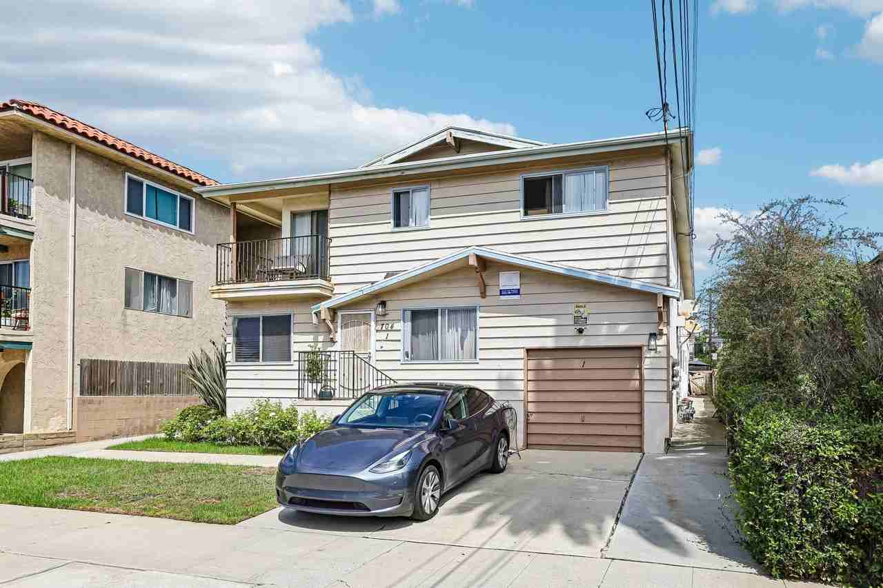 704 40th St. - Photo 6 of 19
