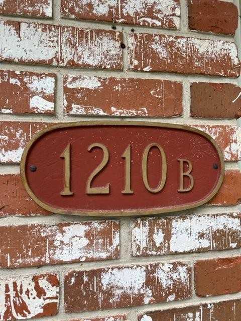 1210B Park Rd - Photo 2 of 17
