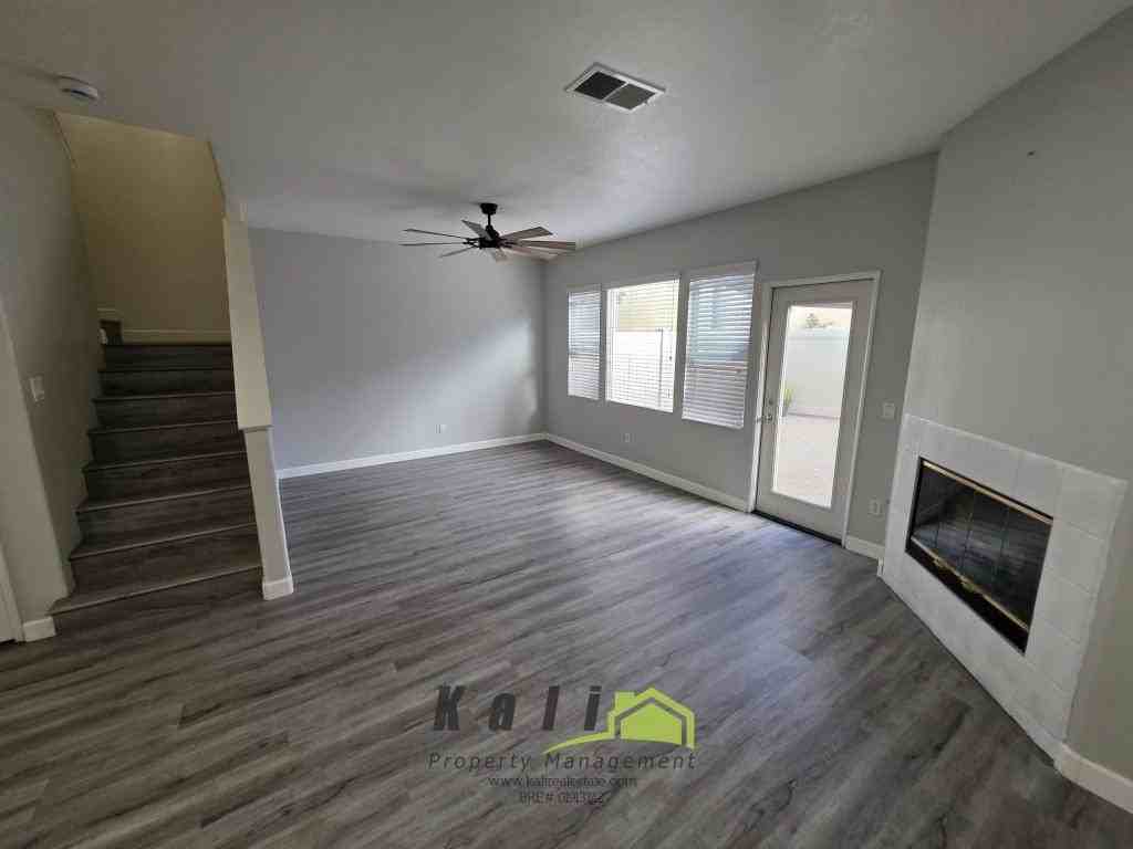 6233 Avenida De Las Vistas - Photo 6 of 18