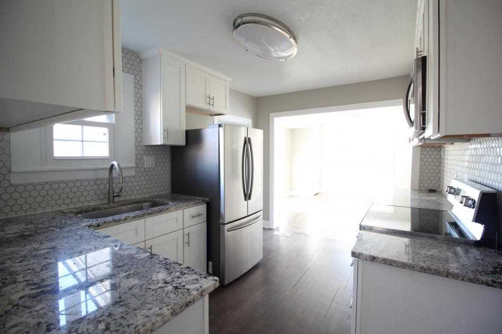 226 W 81st St - Photo 5 of 19