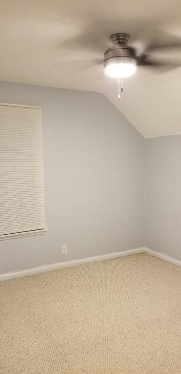 318 4th St Se Apt 2 - Photo 7 of 9