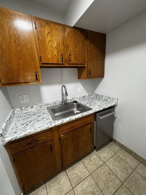 7008 Ohio Ave - Photo 4 of 11