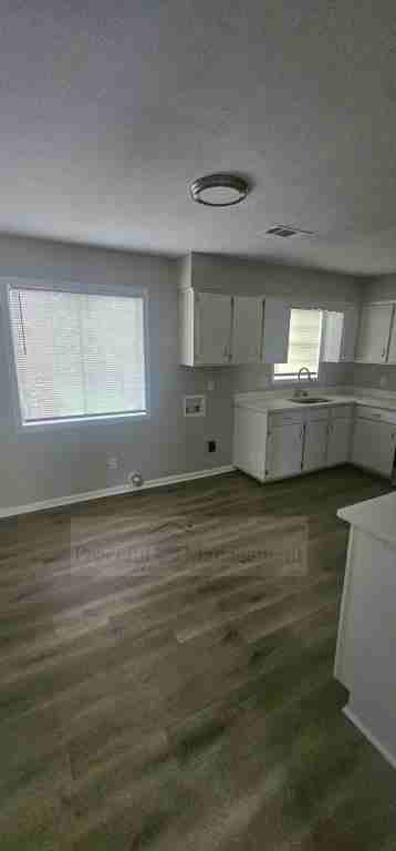 5010 Edo Ct - Photo 3 of 5