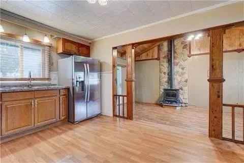 184 Bennett Ave - Photo 2 of 10