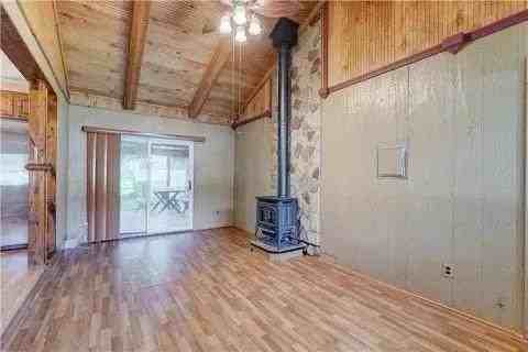 184 Bennett Ave - Photo 5 of 10