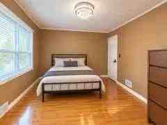 184 Bennett Ave - Photo 7 of 10