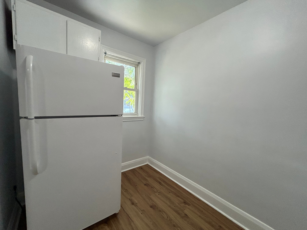 1406 Filbert St - Photo 7 of 16