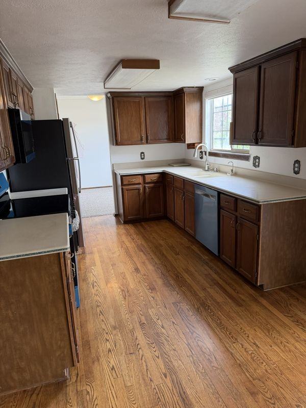 4657 Freeport Way - Photo 6 of 27