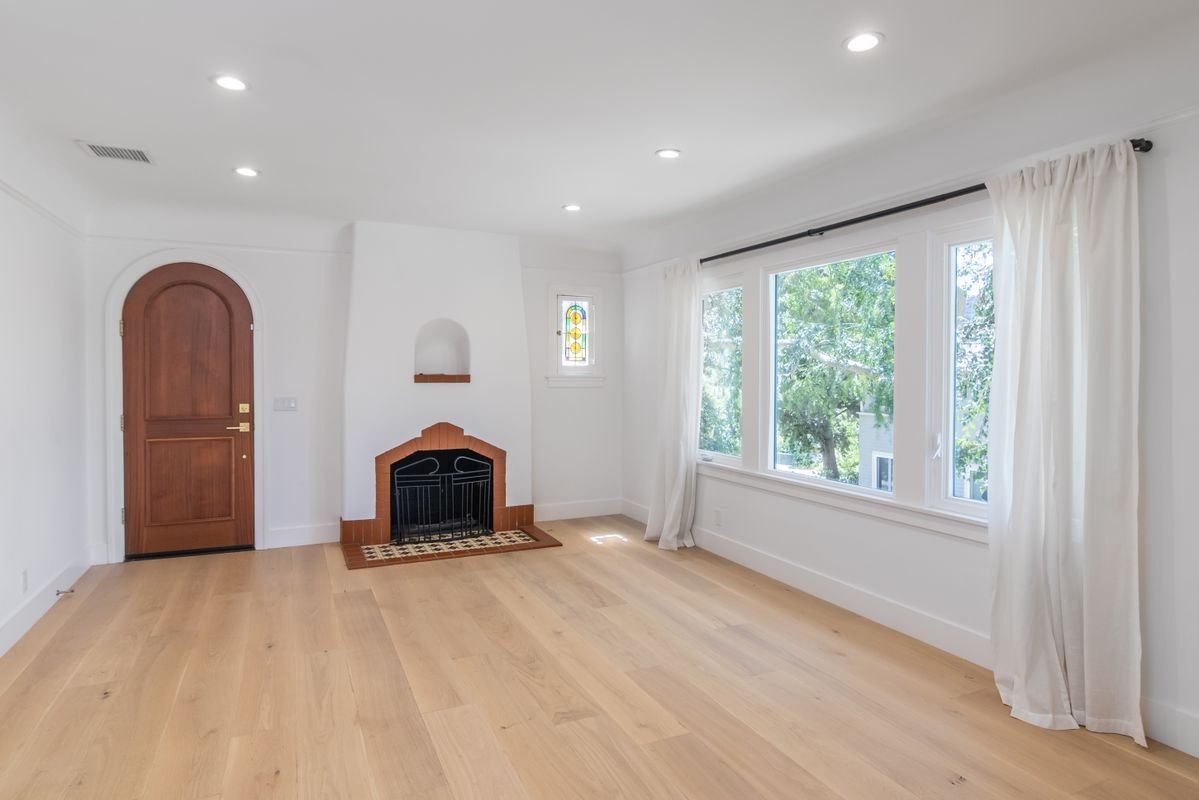 75 Grace Ter - Photo 3 of 18