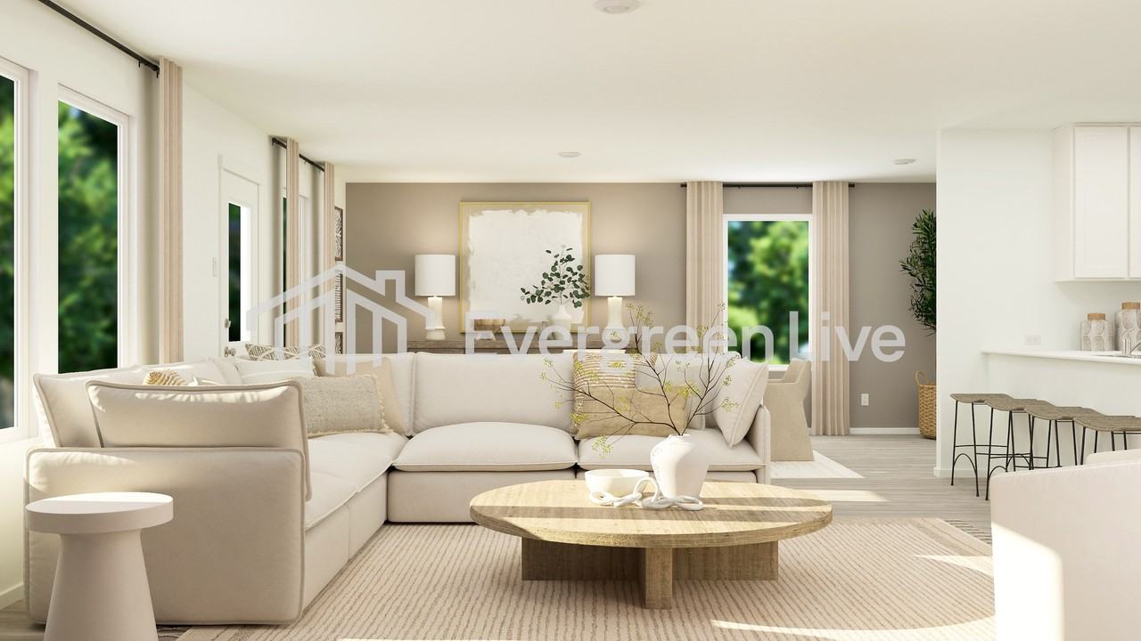 464 Paris St - Photo 4 of 15