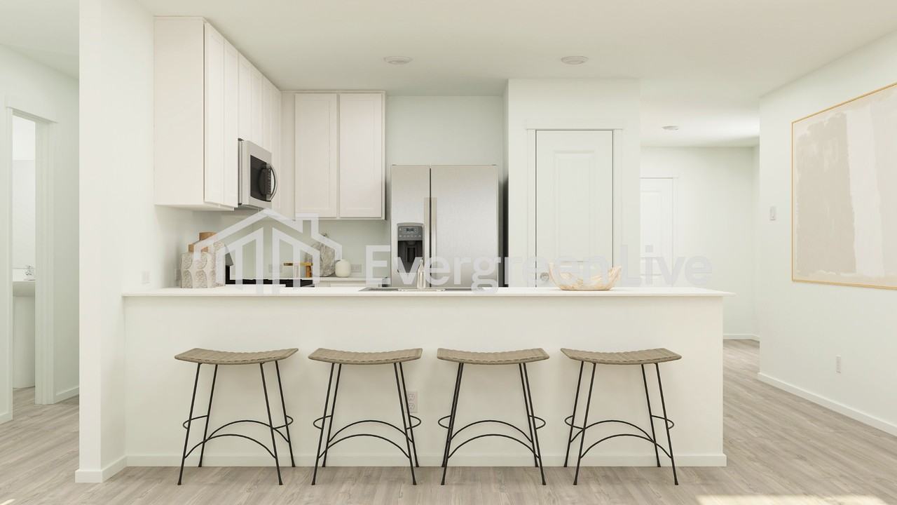 464 Paris St - Photo 6 of 15