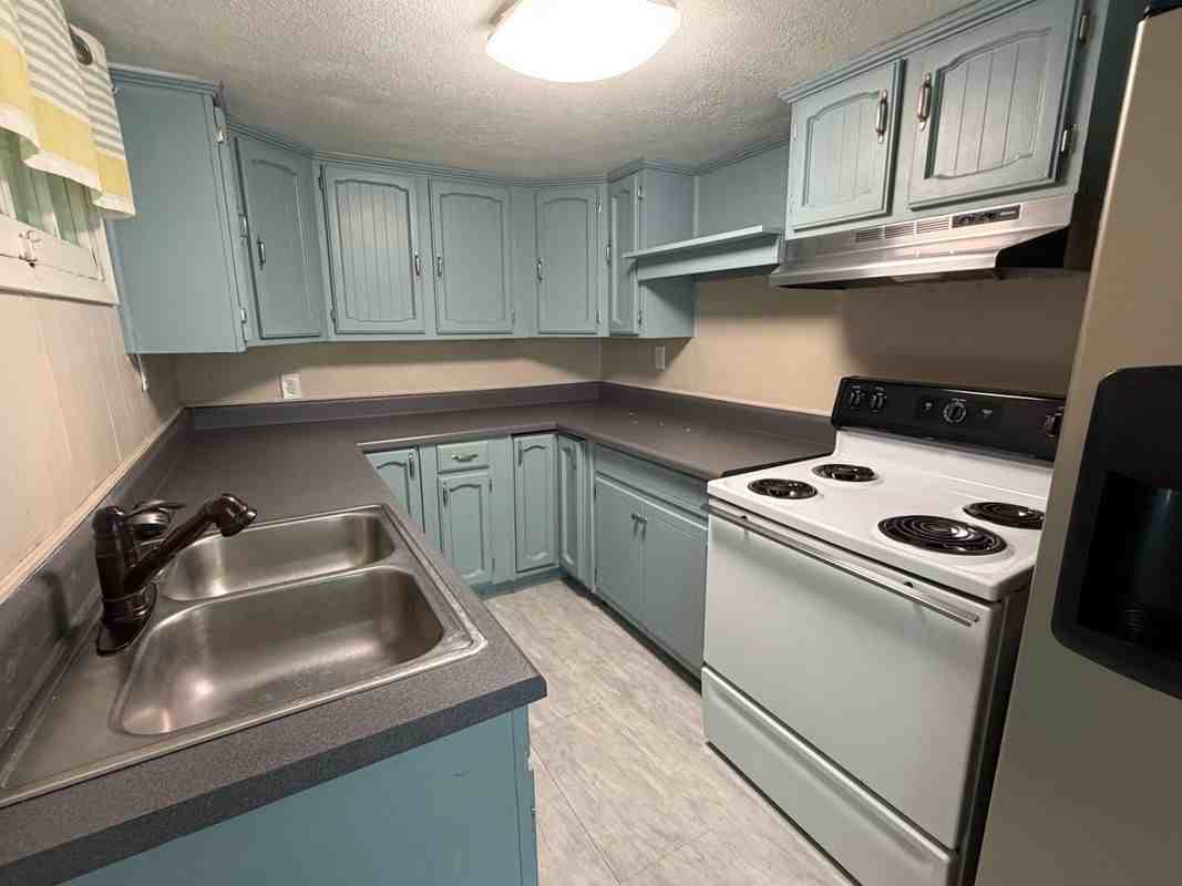 131 Etowah Dr ##B - Photo 4 of 13