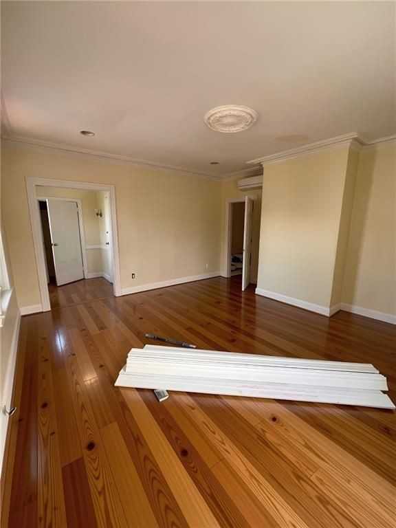 121 Camp St ##2 - Photo 3 of 12