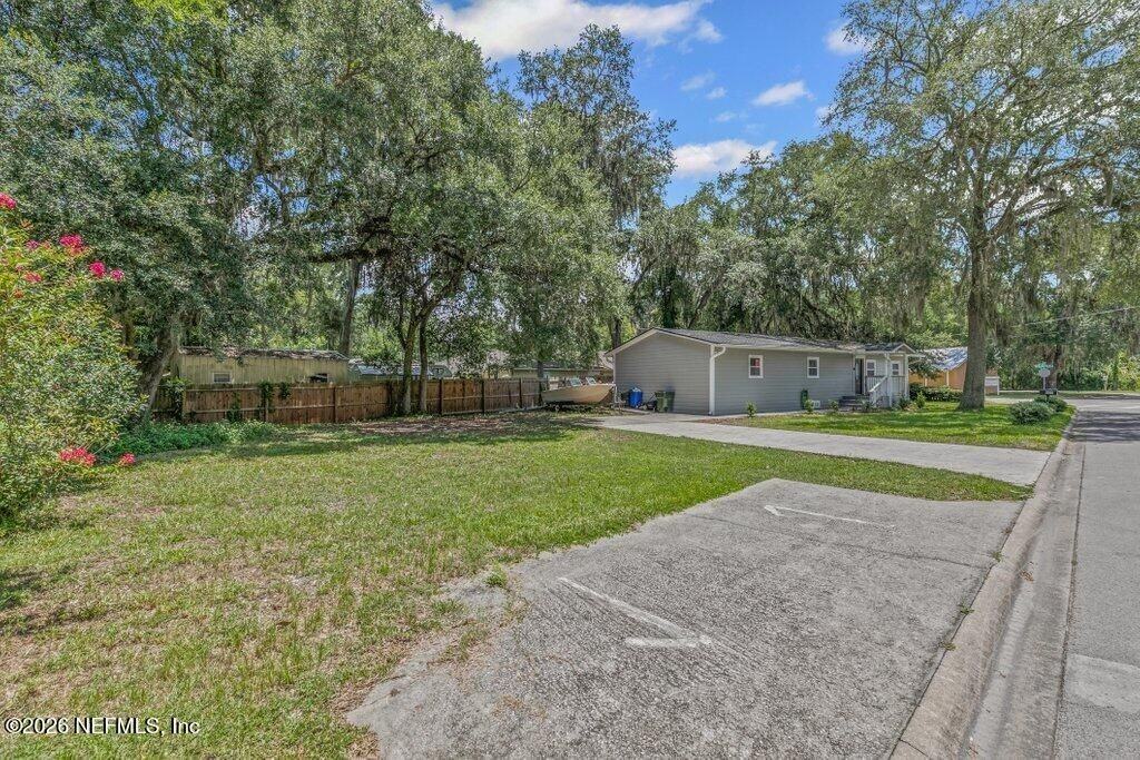 600 Lemon St - Photo 5 of 39