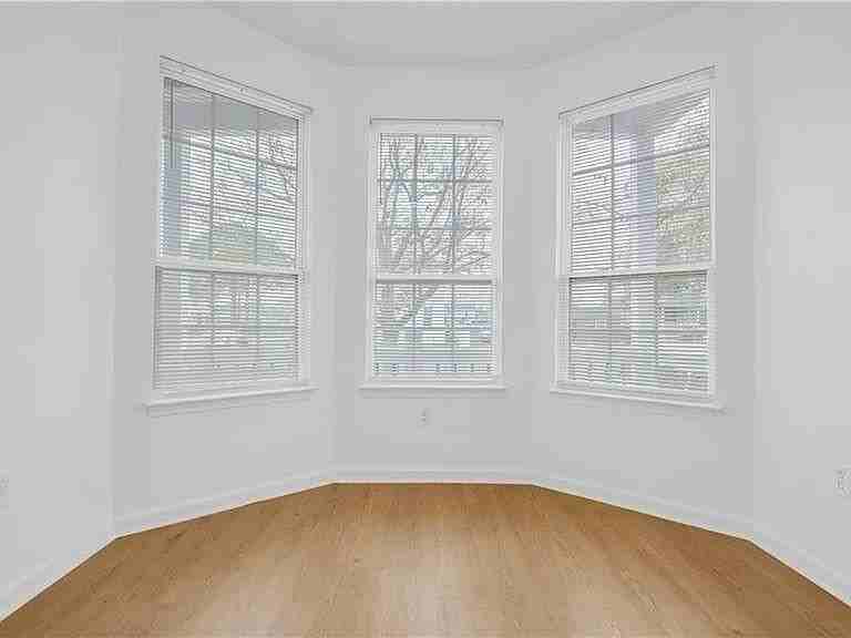 6501 Selma St - Photo 2 of 14