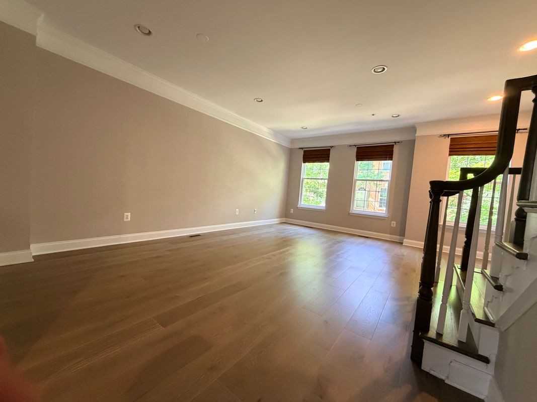11807 Regents Park Dr - Photo 2 of 11