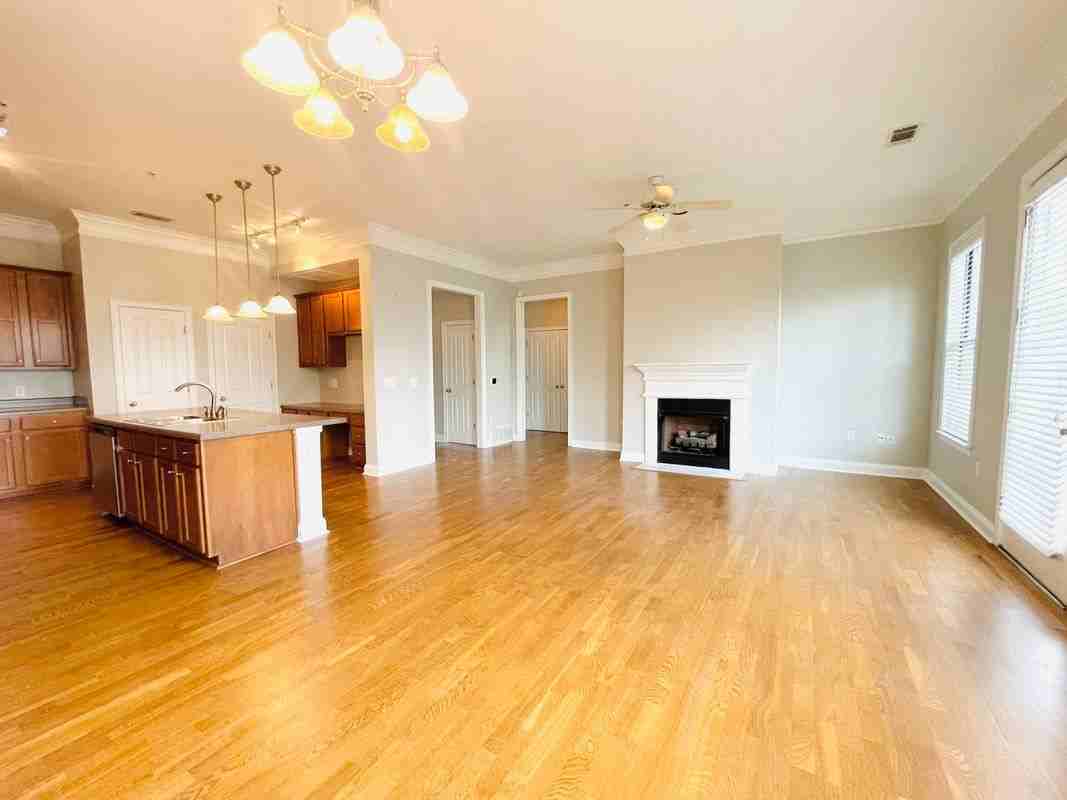 680 Harbor Bend Rd ##206 - Photo 4 of 28