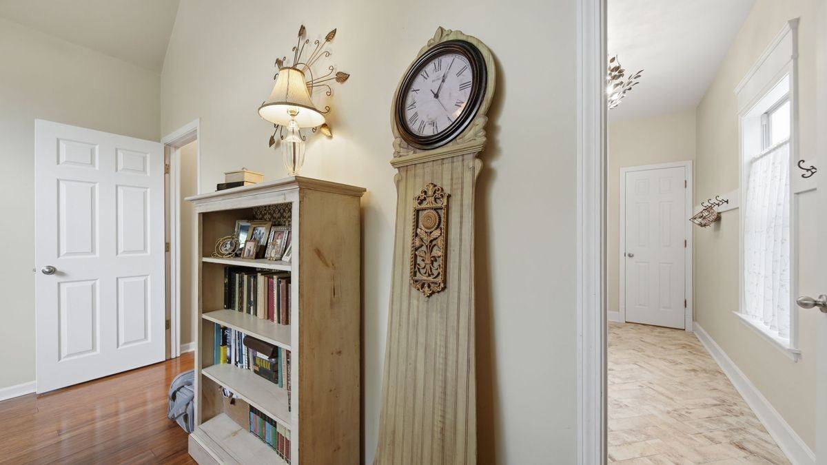 1164 Misty Isle Dr - Photo 6 of 40