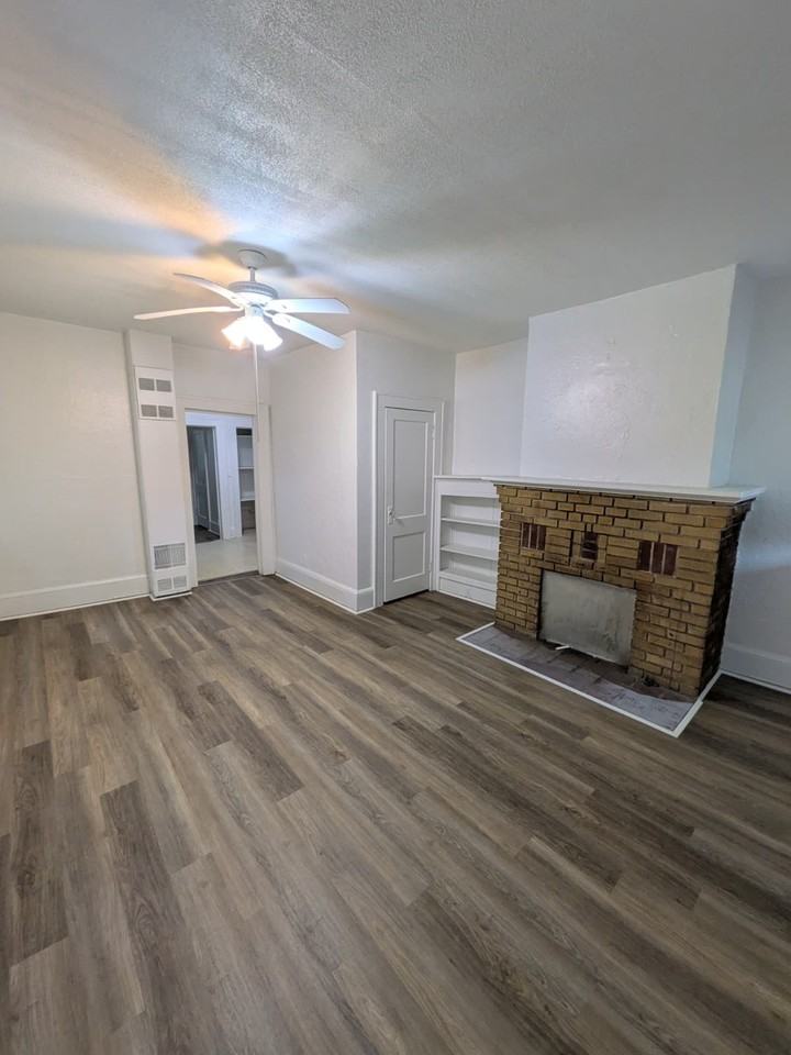516 Linwood Ave #516 - Photo 5 of 22