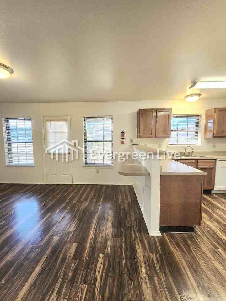 116 Raven Dr - Photo 6 of 27