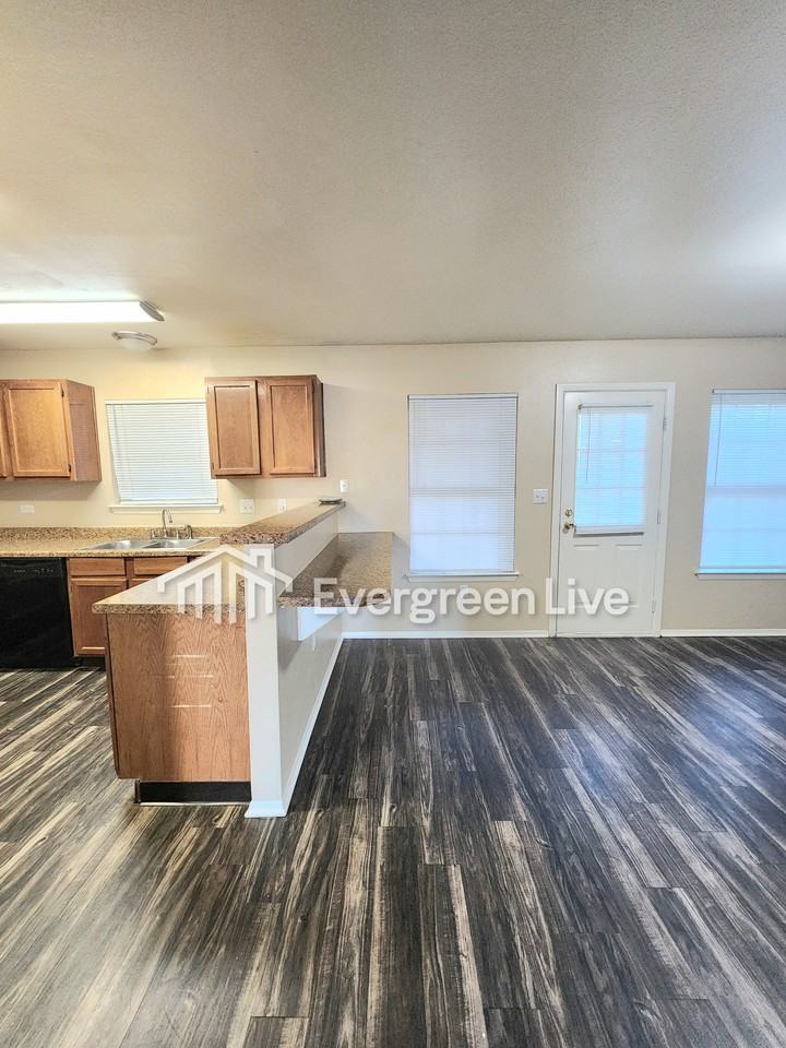 4208 Brians Way - Photo 6 of 27