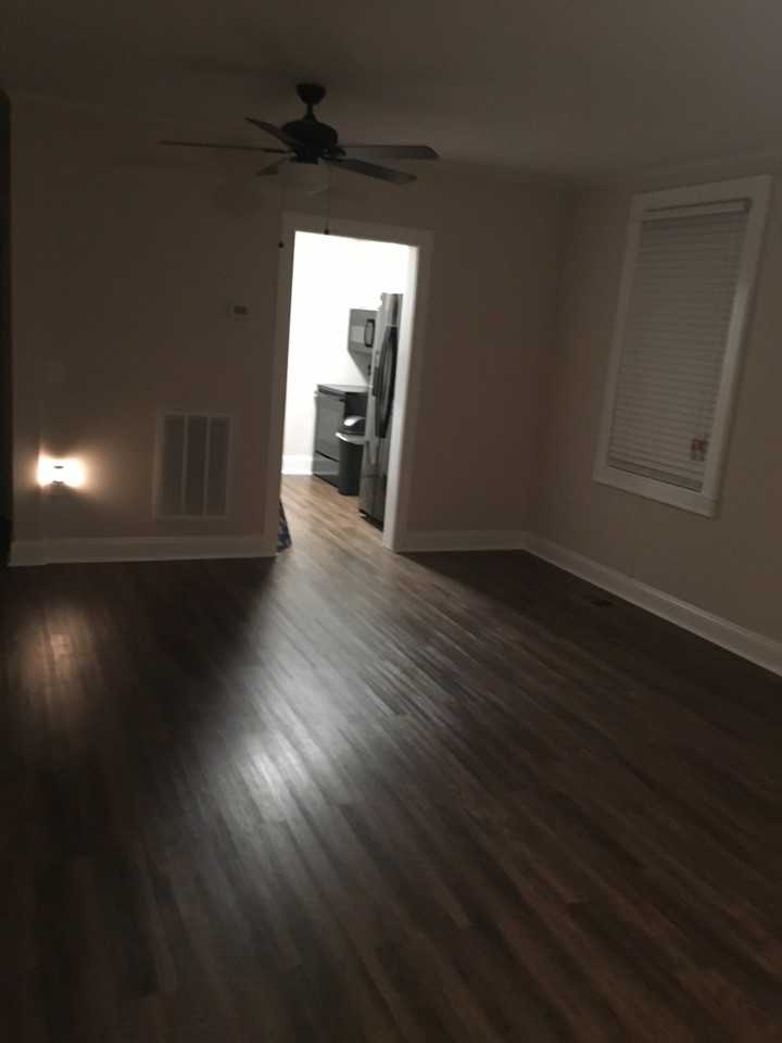 445 Virginia St #445 - Photo 4 of 10