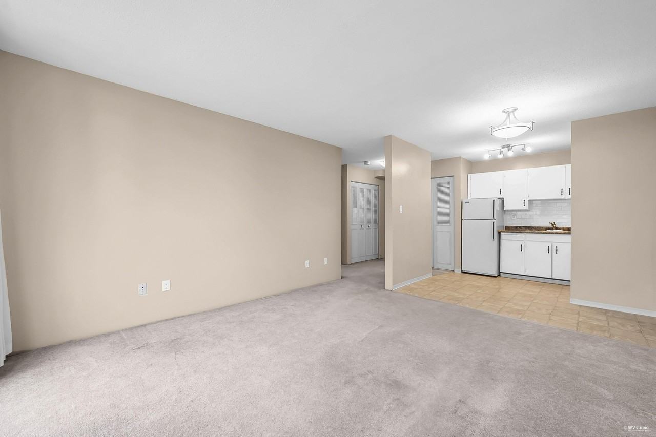 ED. HAMILTON - Photo 6 of 33
