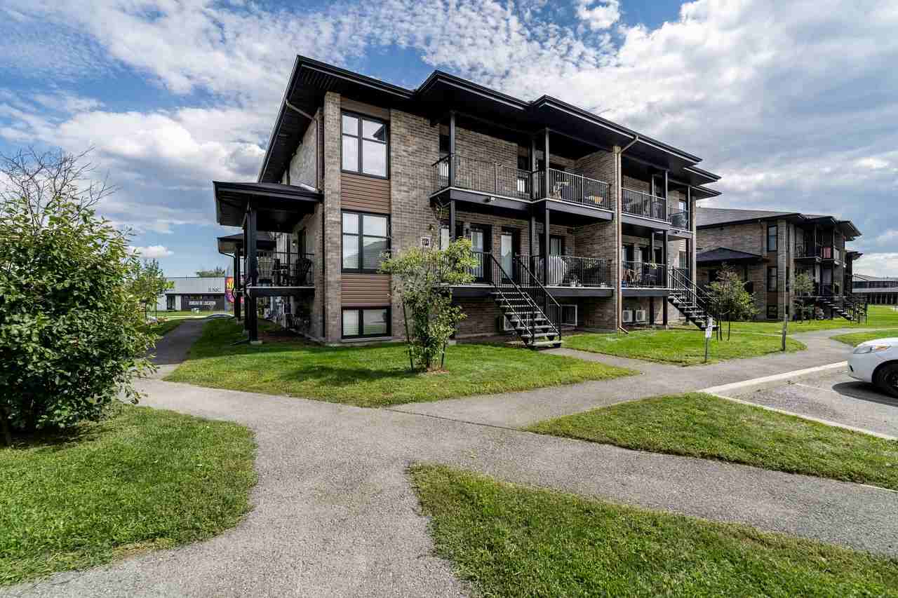 Gatineau-Plateau portfolio - Photo 6 of 50